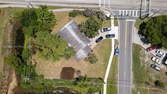 982 SW Airoso Boulevard, Port St. Lucie, Port St Lucie, FL 34983