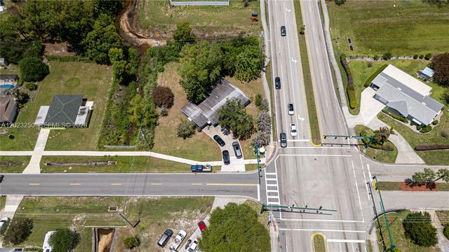 982 SW Airoso Boulevard, Port St. Lucie, Port St Lucie, FL 34983