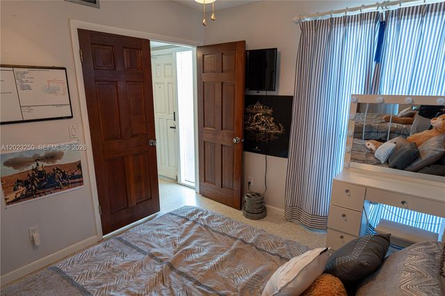 982 SW Airoso Boulevard, Port St. Lucie, Port St Lucie, FL 34983