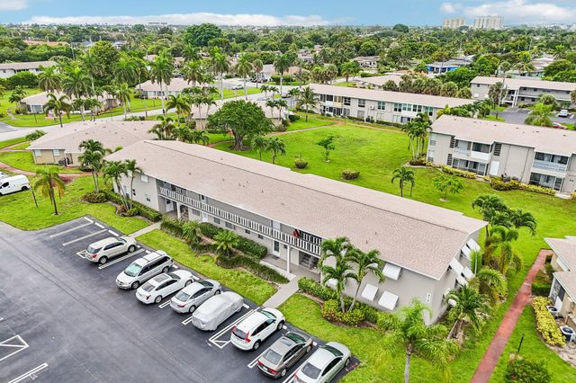 312 NE 17th Avenue 202, Boynton Beach, FL 33435