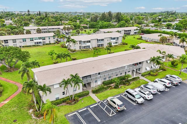 312 NE 17th Avenue 202, Boynton Beach, FL 33435