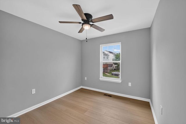 4014 BLAKNEY LN SE, Washington, DC 20032