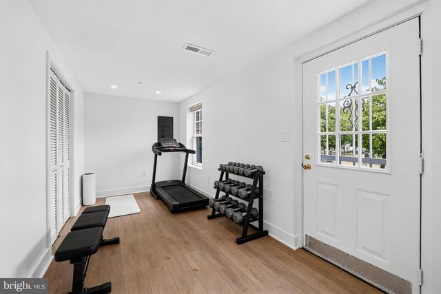 4014 BLAKNEY LN SE, Washington, DC 20032