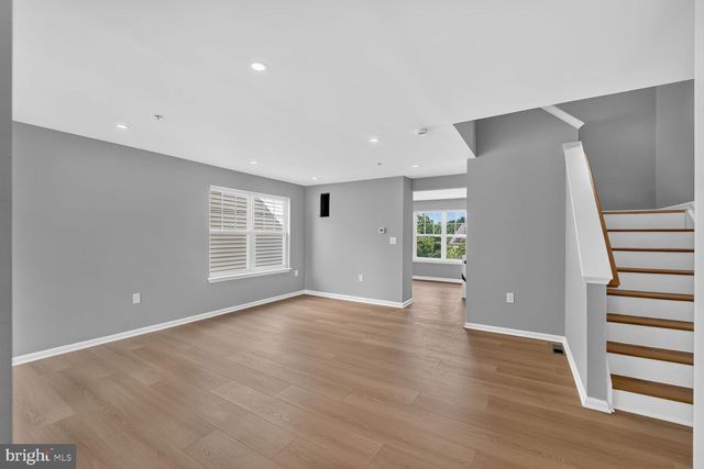 4014 BLAKNEY LN SE, Washington, DC 20032