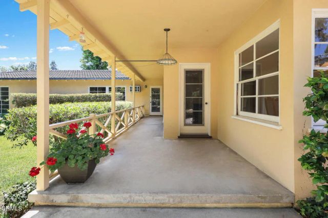 5108 Caroli Lane, La Canada Flintridge, CA 91011