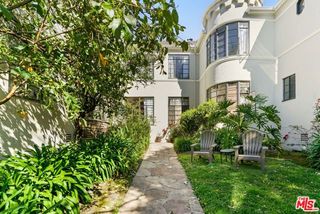 4707 Finley Avenue 4, Los Angeles, CA 90027