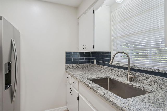 791 LAKE AVENUE 6, Clermont, FL 34711