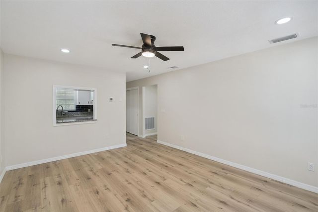 791 LAKE AVENUE 6, Clermont, FL 34711
