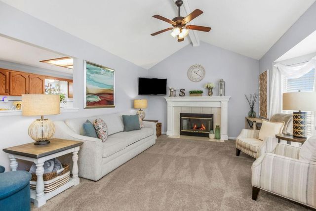 1300 NE Magnolia Street, Lee's Summit, MO 64086