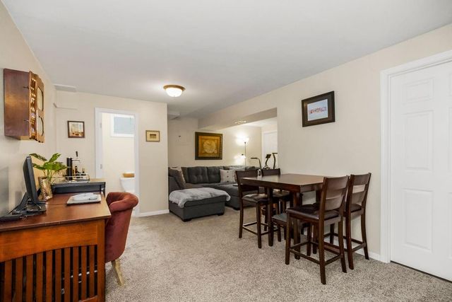 1300 NE Magnolia Street, Lee's Summit, MO 64086