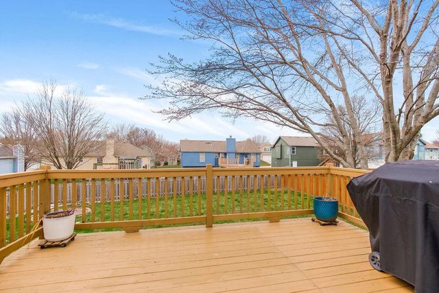 1300 NE Magnolia Street, Lee's Summit, MO 64086