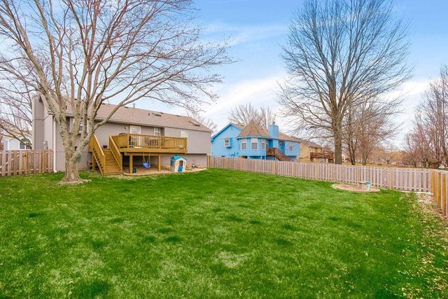 1300 NE Magnolia Street, Lee's Summit, MO 64086