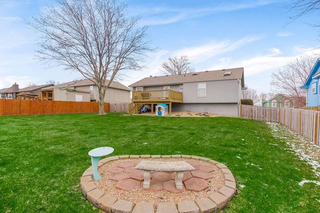 1300 NE Magnolia Street, Lee's Summit, MO 64086