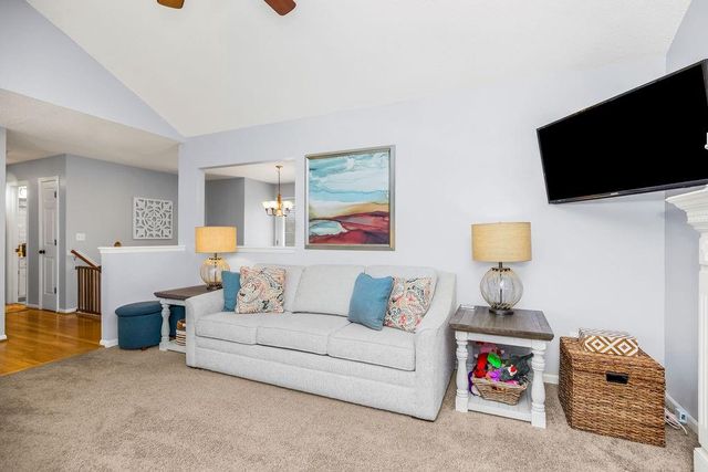 1300 NE Magnolia Street, Lee's Summit, MO 64086