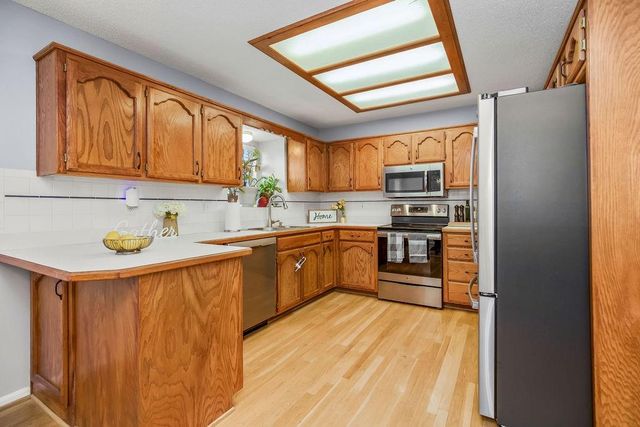 1300 NE Magnolia Street, Lee's Summit, MO 64086