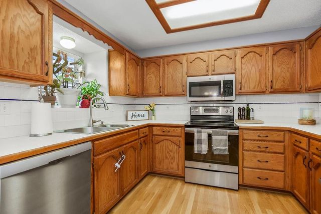 1300 NE Magnolia Street, Lee's Summit, MO 64086