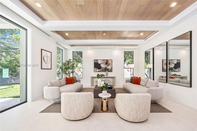 3200 Calusa St, Coconut Grove, FL 33133