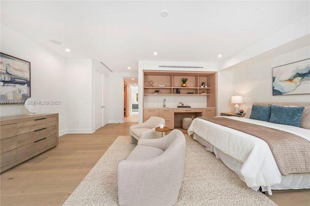 3200 Calusa St, Coconut Grove, FL 33133