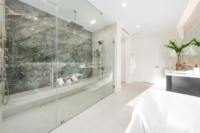 3200 Calusa St, Coconut Grove, FL 33133