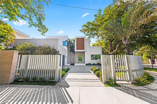 3200 Calusa St, Coconut Grove, FL 33133