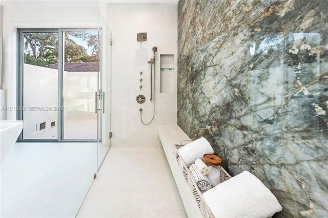 3200 Calusa St, Coconut Grove, FL 33133