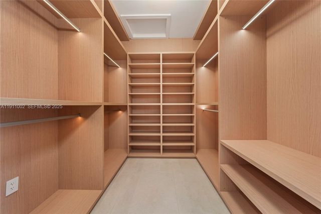 3200 Calusa St, Coconut Grove, FL 33133