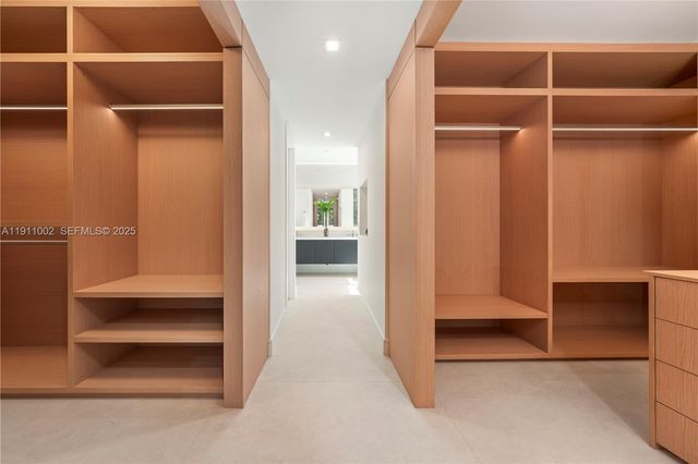 3200 Calusa St, Coconut Grove, FL 33133