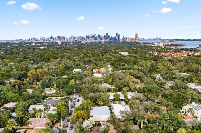 3200 Calusa St, Coconut Grove, FL 33133