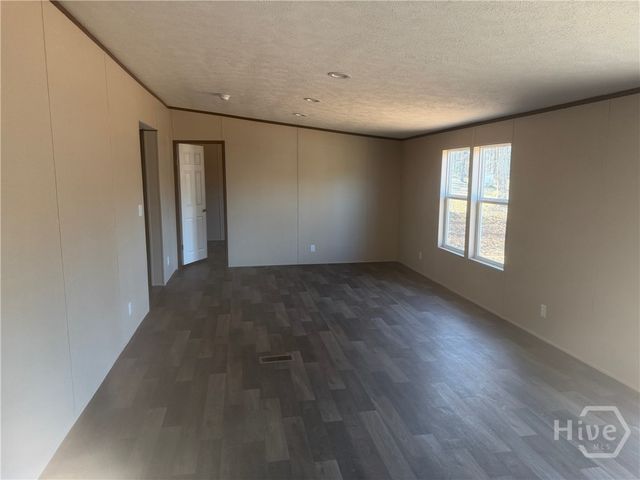 832 Stone Stewart Road, Hull, GA 30646