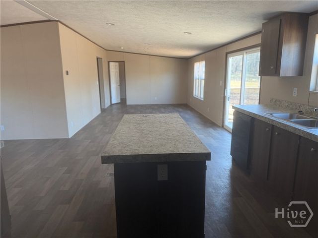 832 Stone Stewart Road, Hull, GA 30646