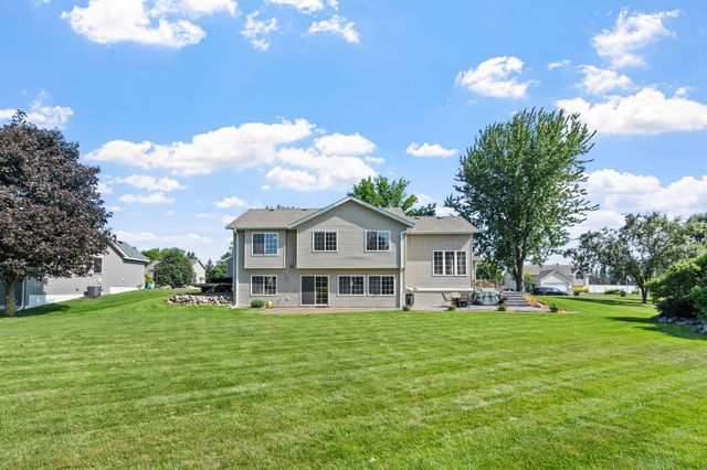 9148 211th Street W, Lakeville, MN 55044