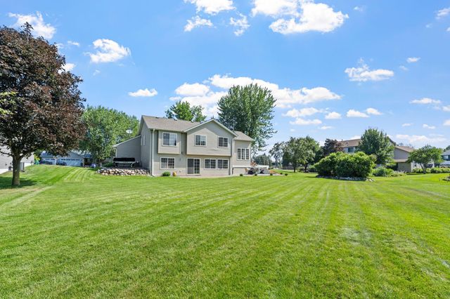 9148 211th Street W, Lakeville, MN 55044