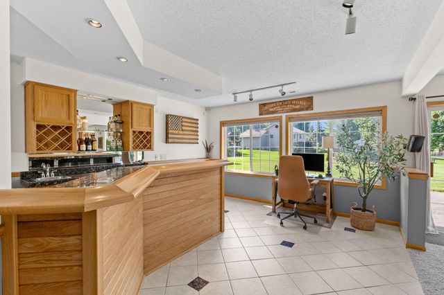 9148 211th Street W, Lakeville, MN 55044