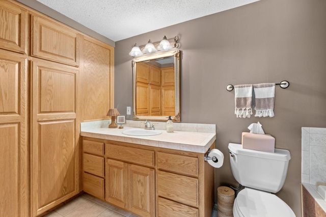 9148 211th Street W, Lakeville, MN 55044