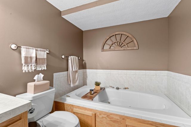 9148 211th Street W, Lakeville, MN 55044