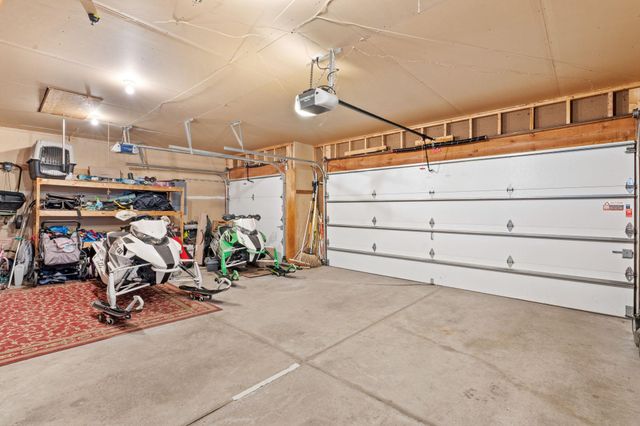 9148 211th Street W, Lakeville, MN 55044