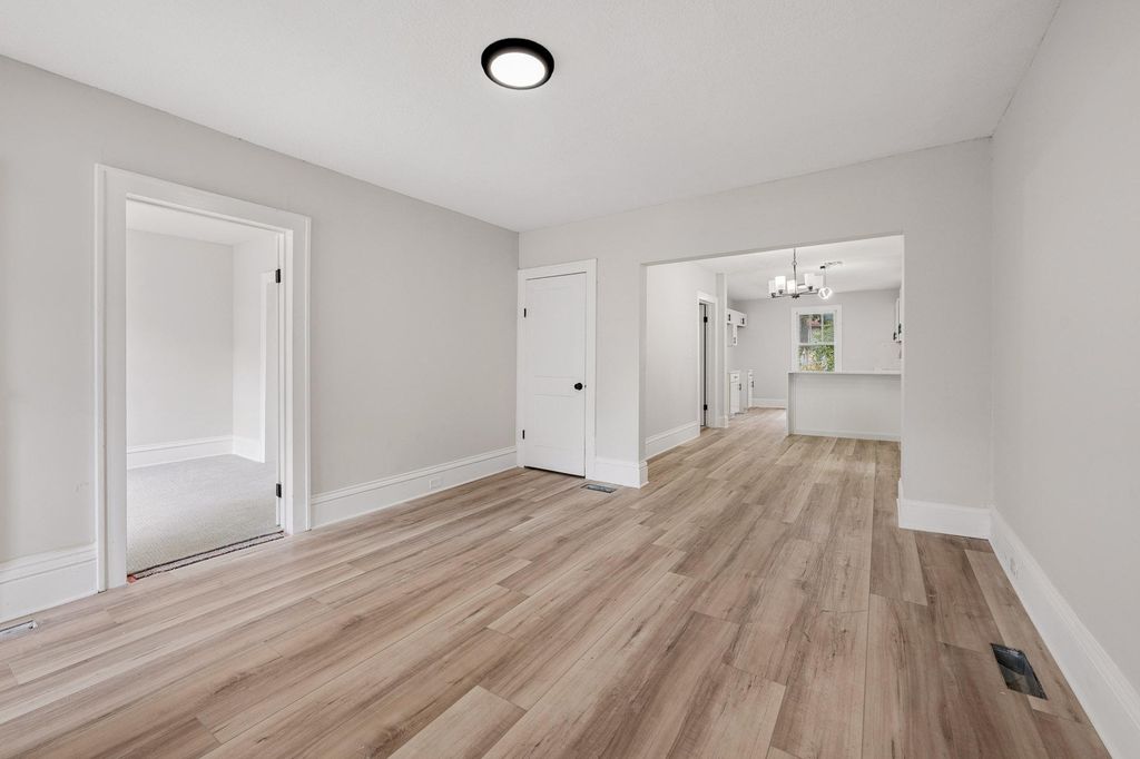 2715 17th Avenue E, North Saint Paul, MN 55109 — photo 3