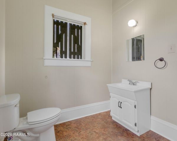 4810 Eraste Hebert Road, New Iberia, LA 70560
