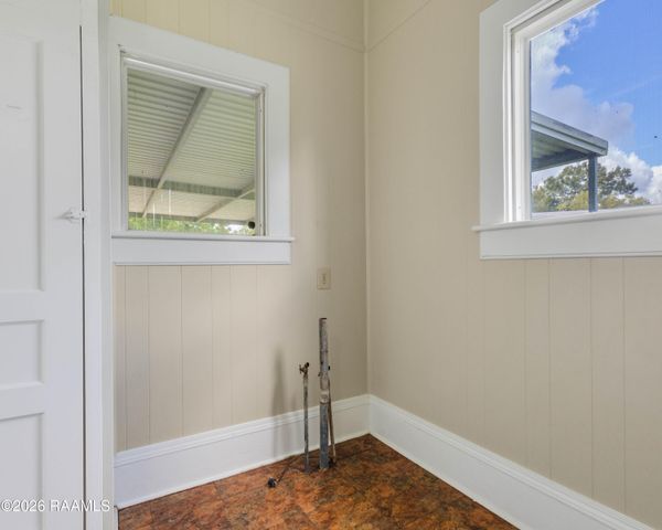 4810 Eraste Hebert Road, New Iberia, LA 70560