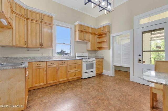 4810 Eraste Hebert Road, New Iberia, LA 70560