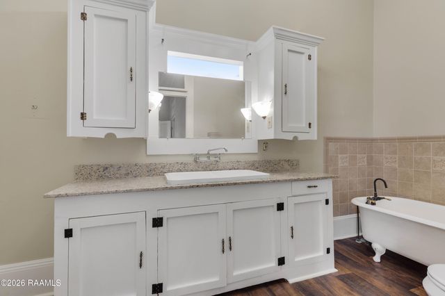 4810 Eraste Hebert Road, New Iberia, LA 70560