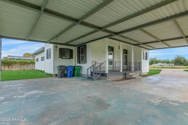 4810 Eraste Hebert Road, New Iberia, LA 70560