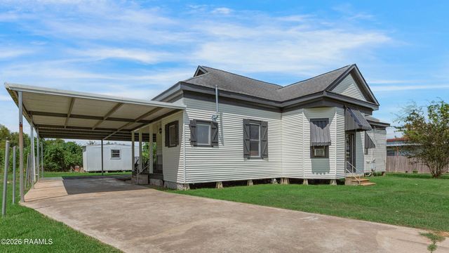 4810 Eraste Hebert Road, New Iberia, LA 70560