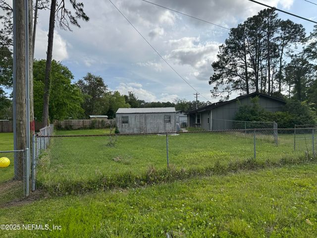 133 KNIGHT BOXX Road, Middleburg, FL 32068
