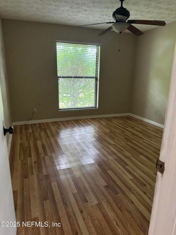 133 KNIGHT BOXX Road, Middleburg, FL 32068