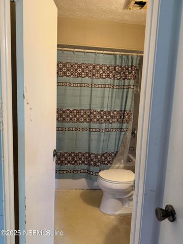 133 KNIGHT BOXX Road, Middleburg, FL 32068
