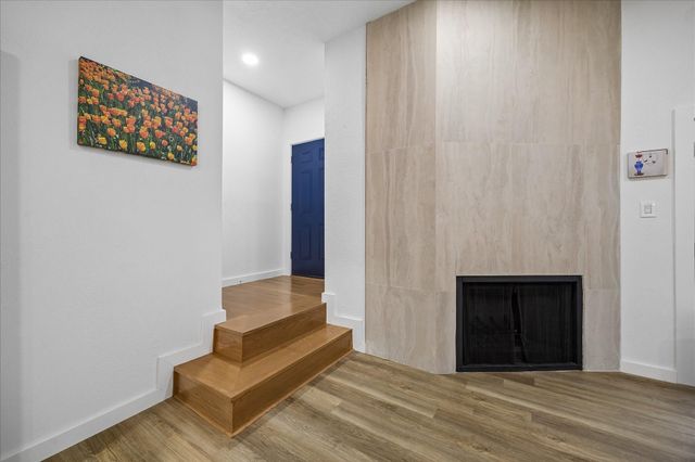 7350 Kirby Drive 21, Houston, TX 77030