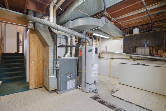 23203 N Prairie Lane, Lincolnshire, IL 60069