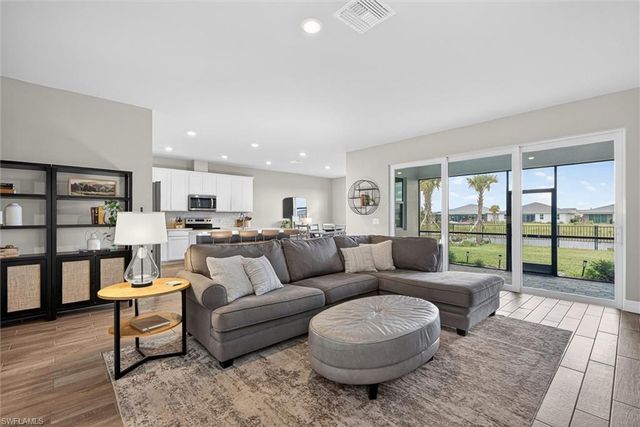 16399 Marsh LN, Punta Gorda, FL 33982