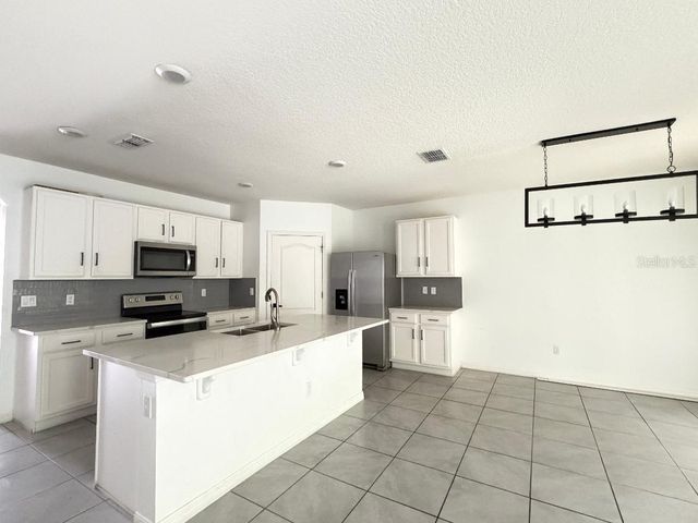 3741 CRIMSON CLOVER DRIVE, Mount Dora, FL 32757
